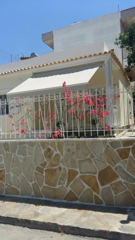 Nn Spata Rooms & Suites Near Athens Airport Luaran gambar